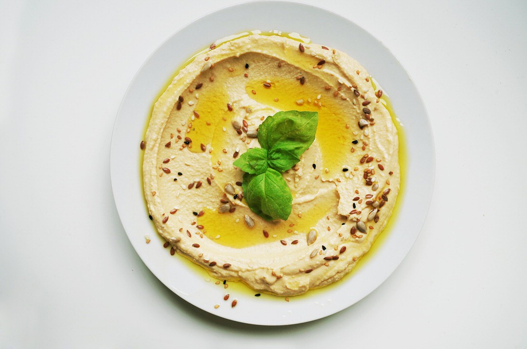 ヴィーガンに人気の中東料理「フムス」の栄養価やレシピをご紹介します！